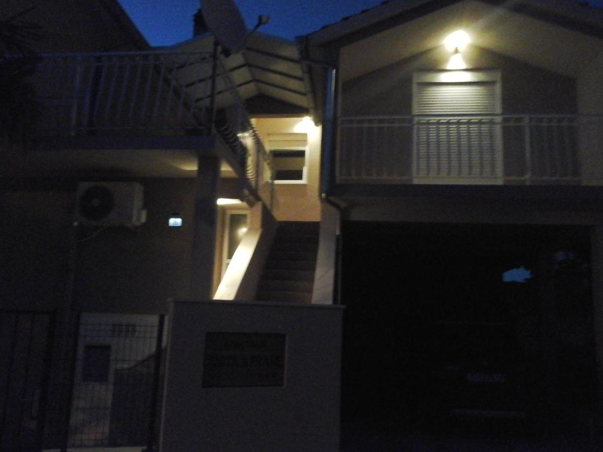 Apartments Anita Frane Vodice Exterior photo