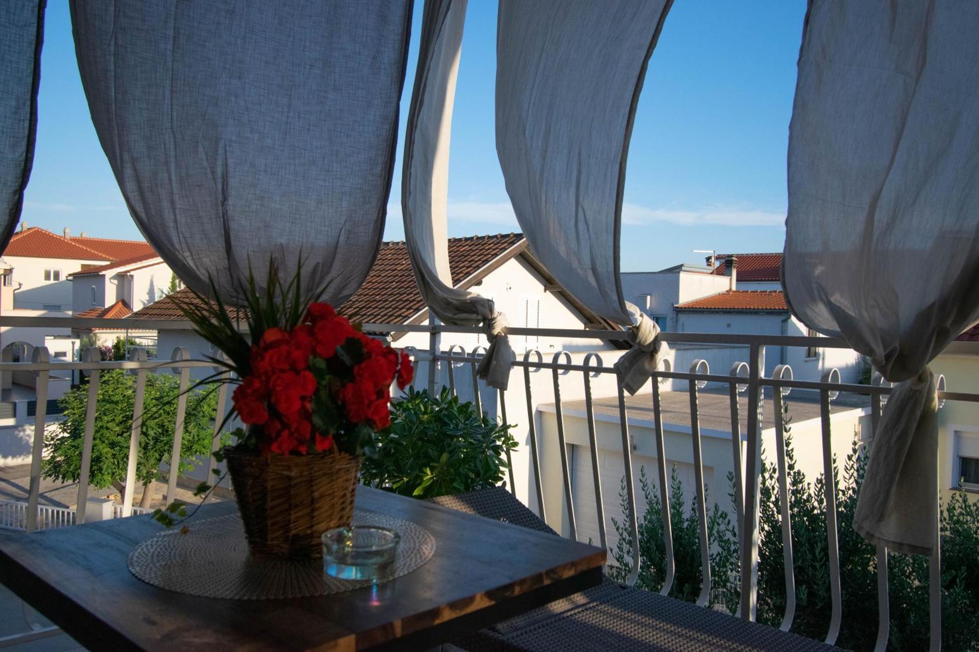 Apartments Anita Frane Vodice Exterior photo