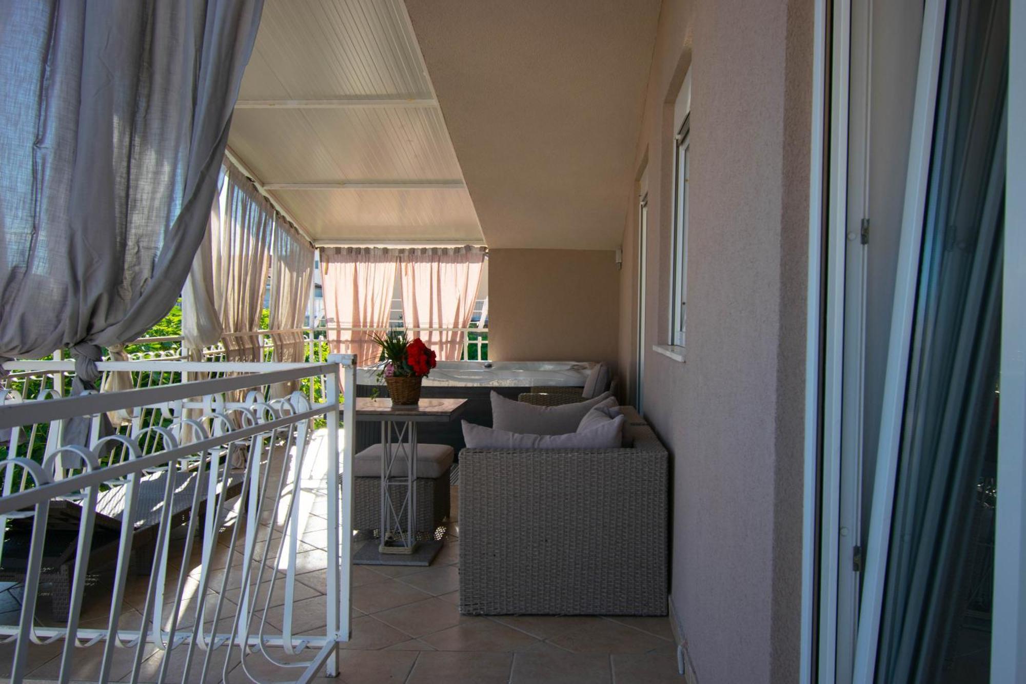 Apartments Anita Frane Vodice Exterior photo