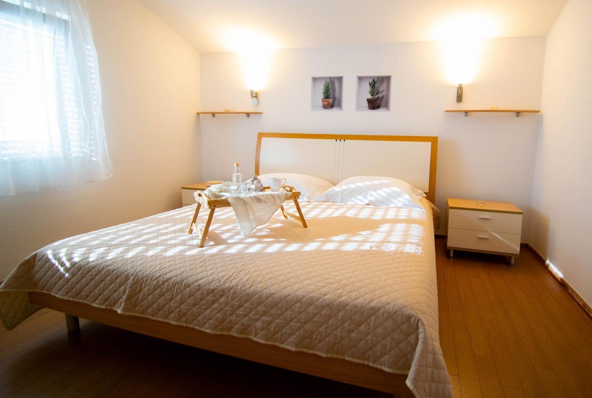 Apartments Anita Frane Vodice Exterior photo